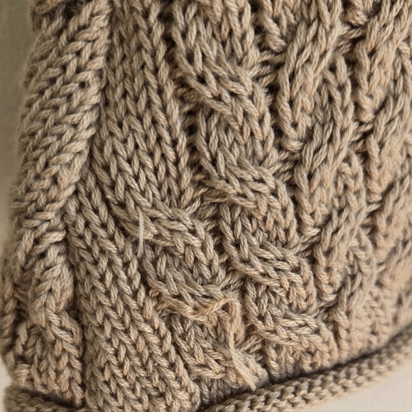 House Of Harlow 1960 Mocha Creme Crochet Vest - Picture 8 of 8